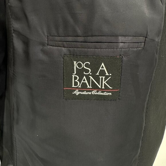 JOS A BANK SIGNATURE COLLECTION 2 piece suit stretch wool pinstripe blue 44R - Picture 11 of 12